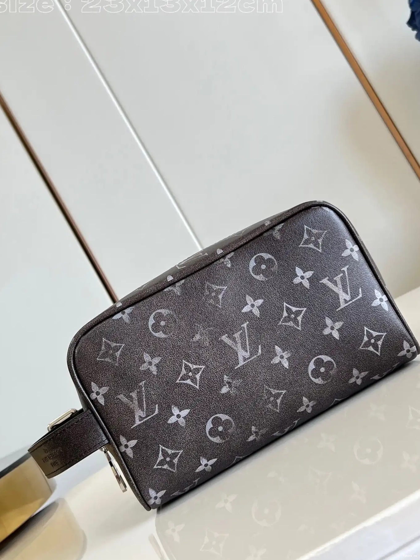 bag-23*13*12CM VUITTON LOCKER KIT DOPP LOUIS 0604